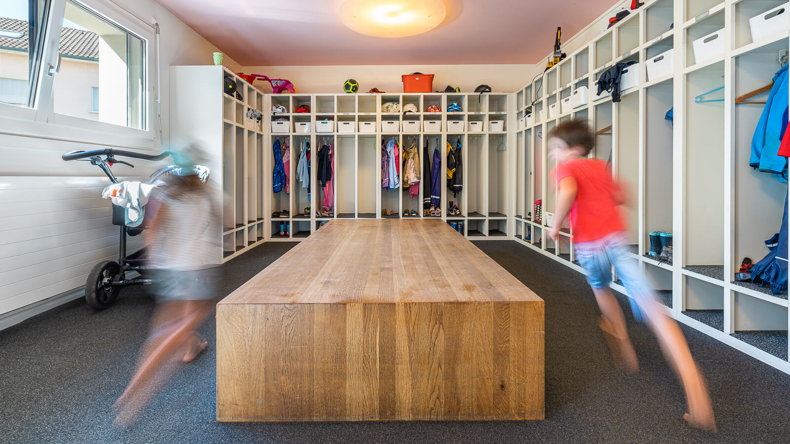 KinderheimTitlisblick-EG Garderobe_web.jpg